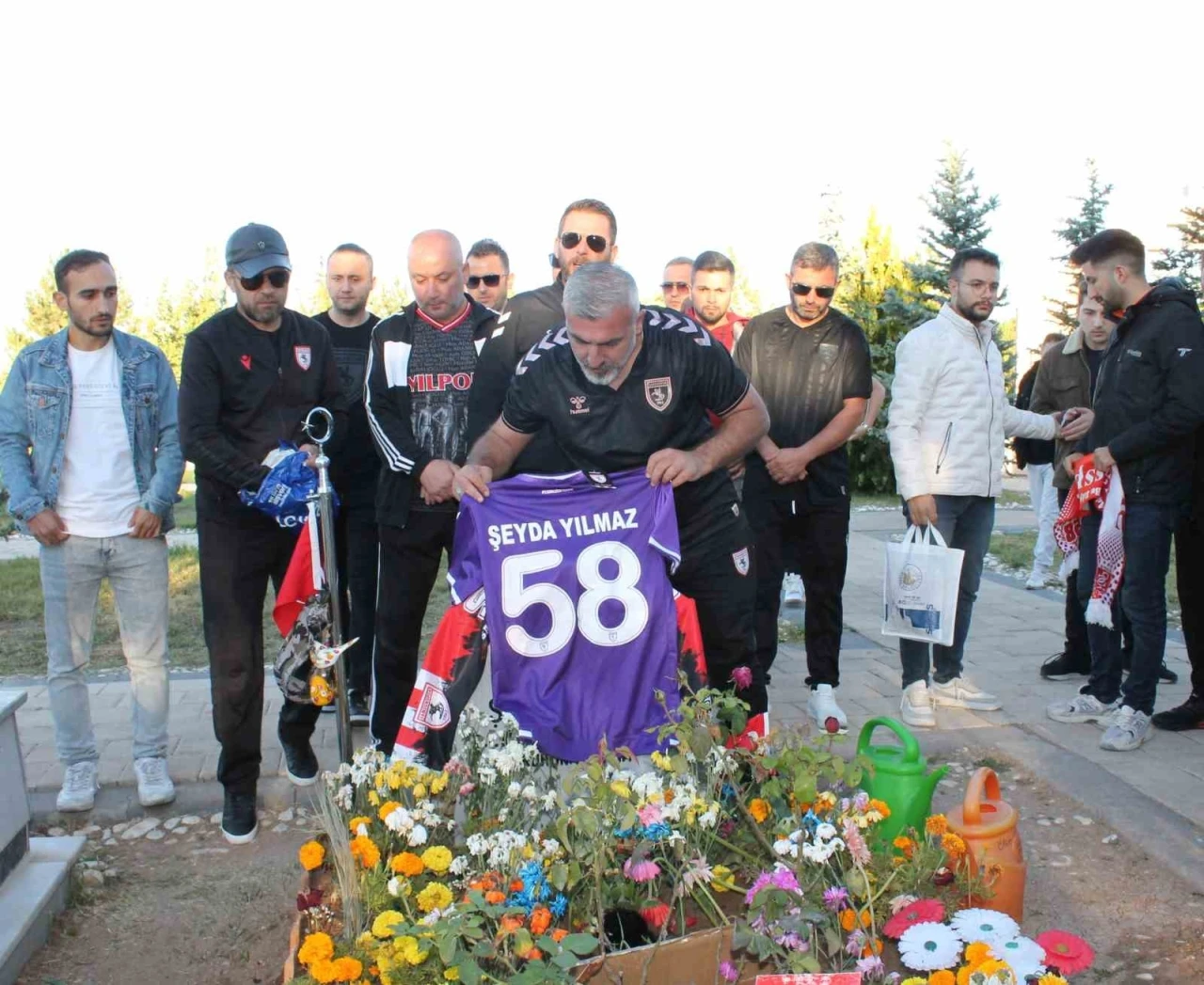 Samsunspor taraftarı şehit polis Şeyda Yılmaz’ı unutmadı
