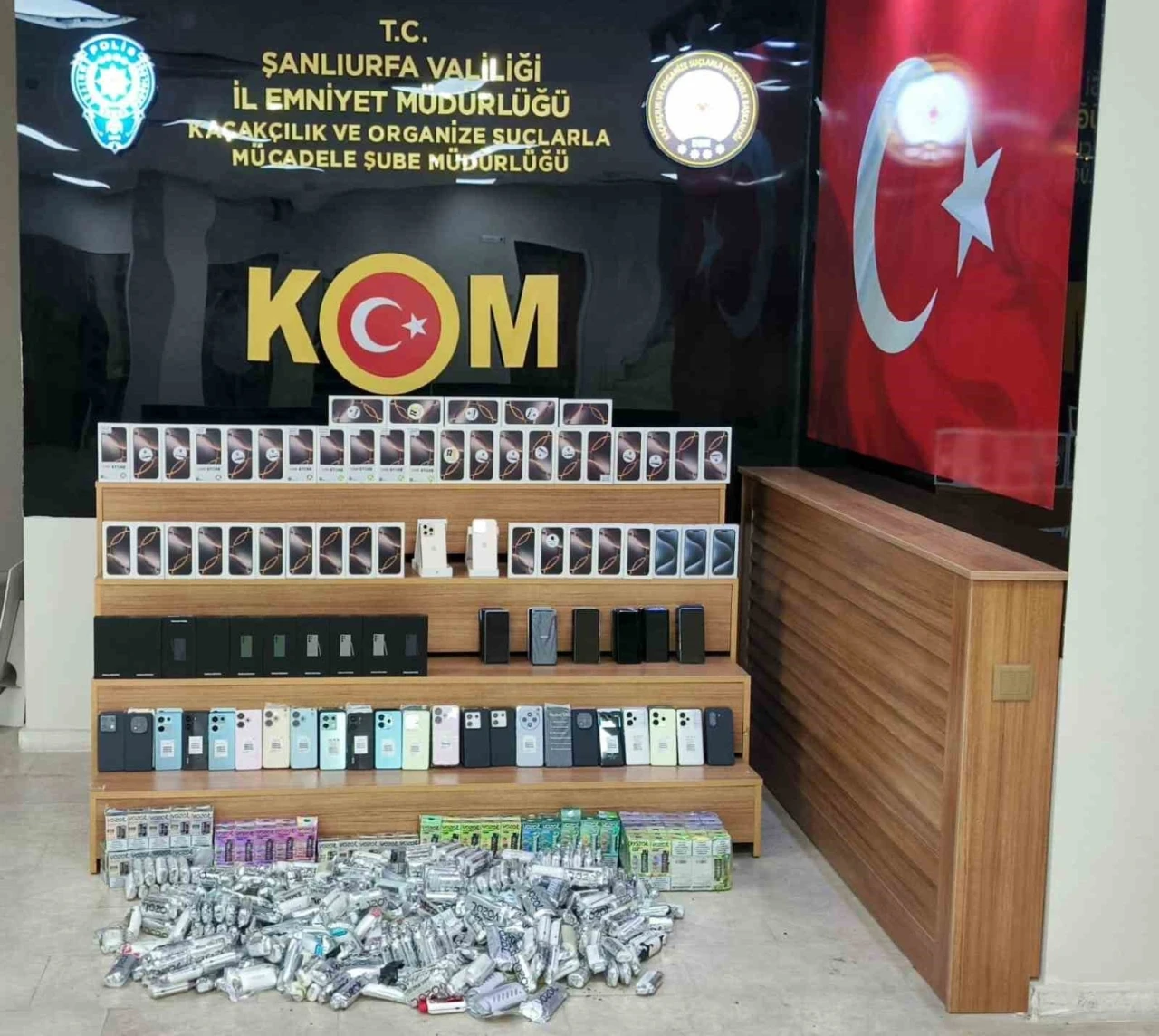 Şanlıurfa’da 7 milyon TL değerinde kaçak cep telefonu operasyonu: 2 gözaltı
