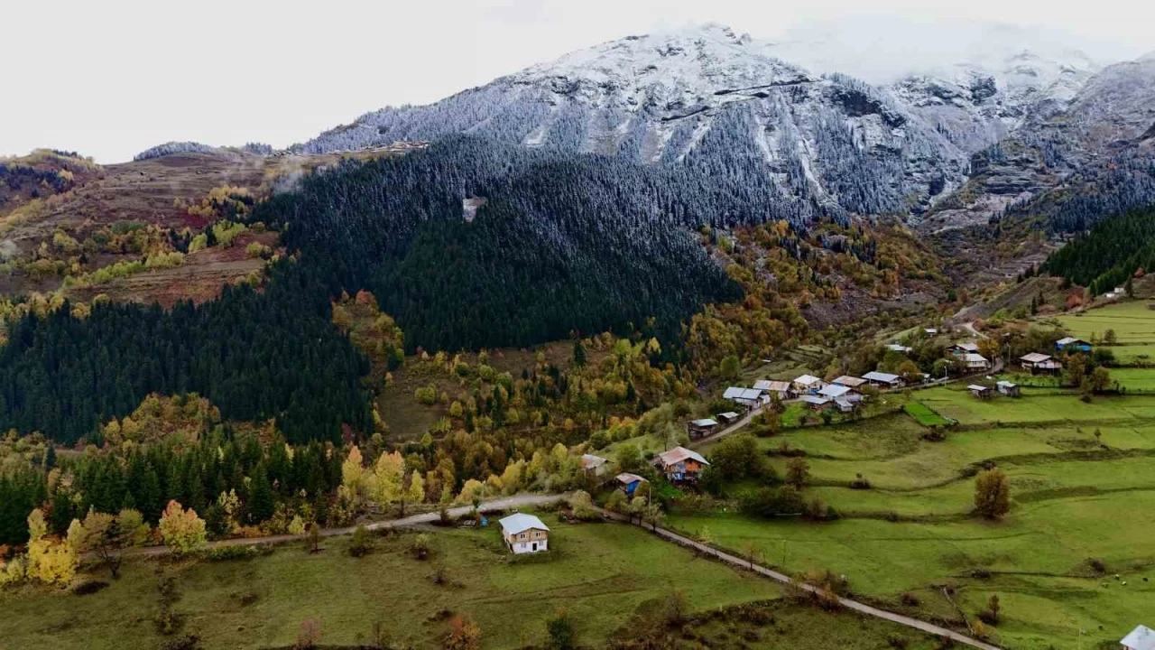 Şavşat’ta sonbahar yerini kışa bırakmaya hazırlanıyor
