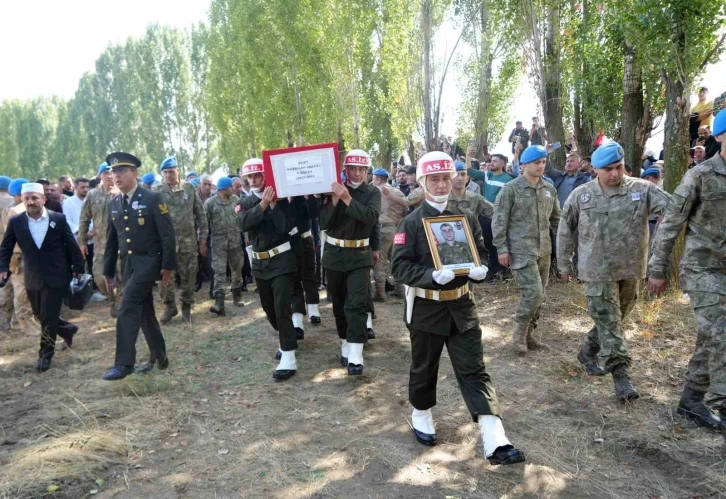 Şehit Piyade Sözleşmeli Er Abakay memleketi Muş’ta toprağa verildi
