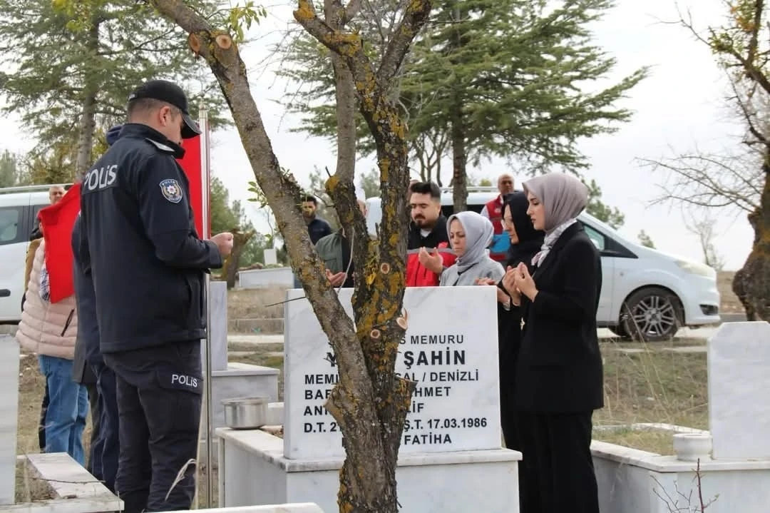 Şehit Polis Memuru Yakup Şahin şehadetinin yıl dönümünde anıldı
