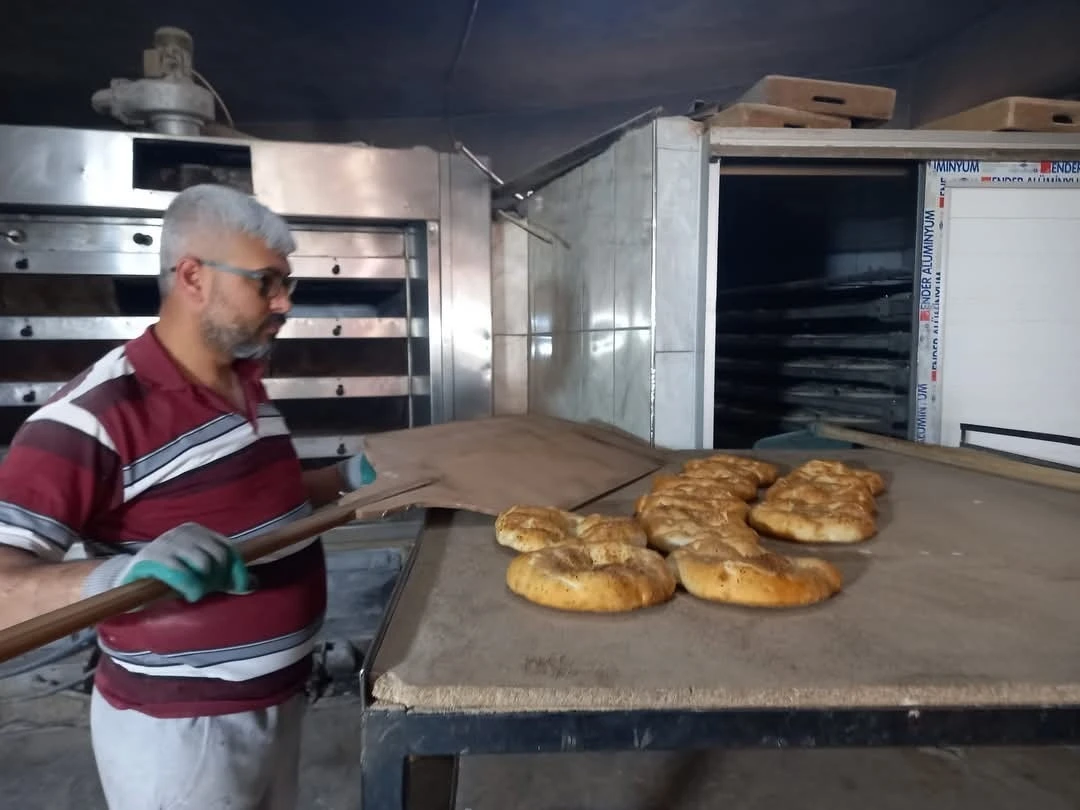 Selendi’de Ramazan Pidesinin fiyatı belli oldu
