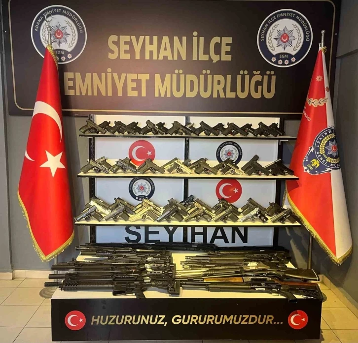 Seyhan polislerinden yeni rekor: 7 günde 65 ruhsatsız tabanca ele geçirdiler
