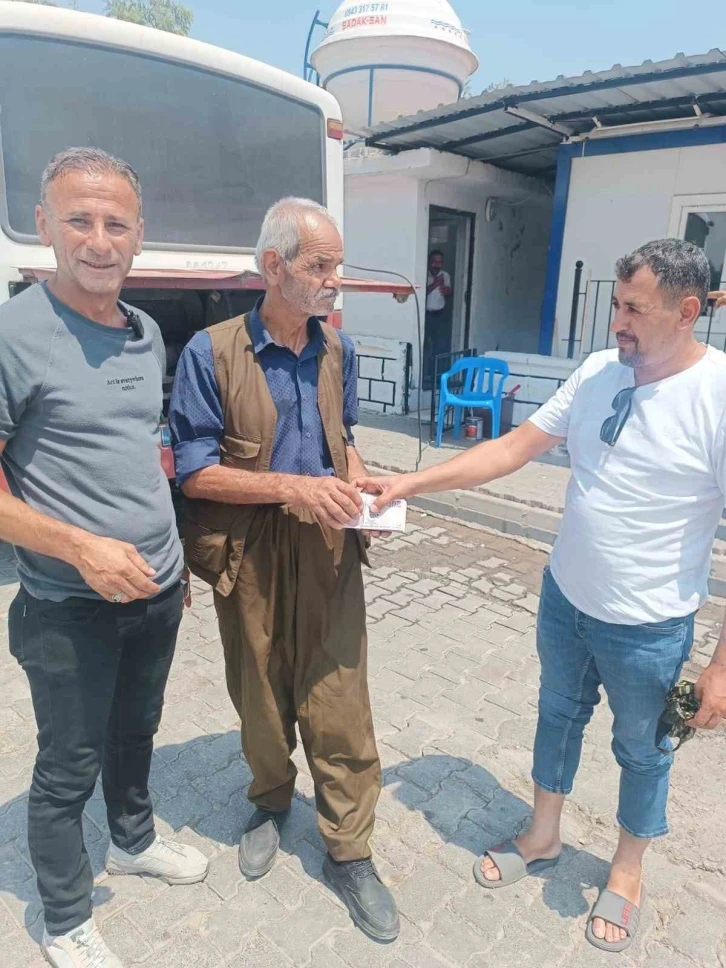 Silopi’de otobüste unutulan 60 bin lira sahibine teslim edildi
