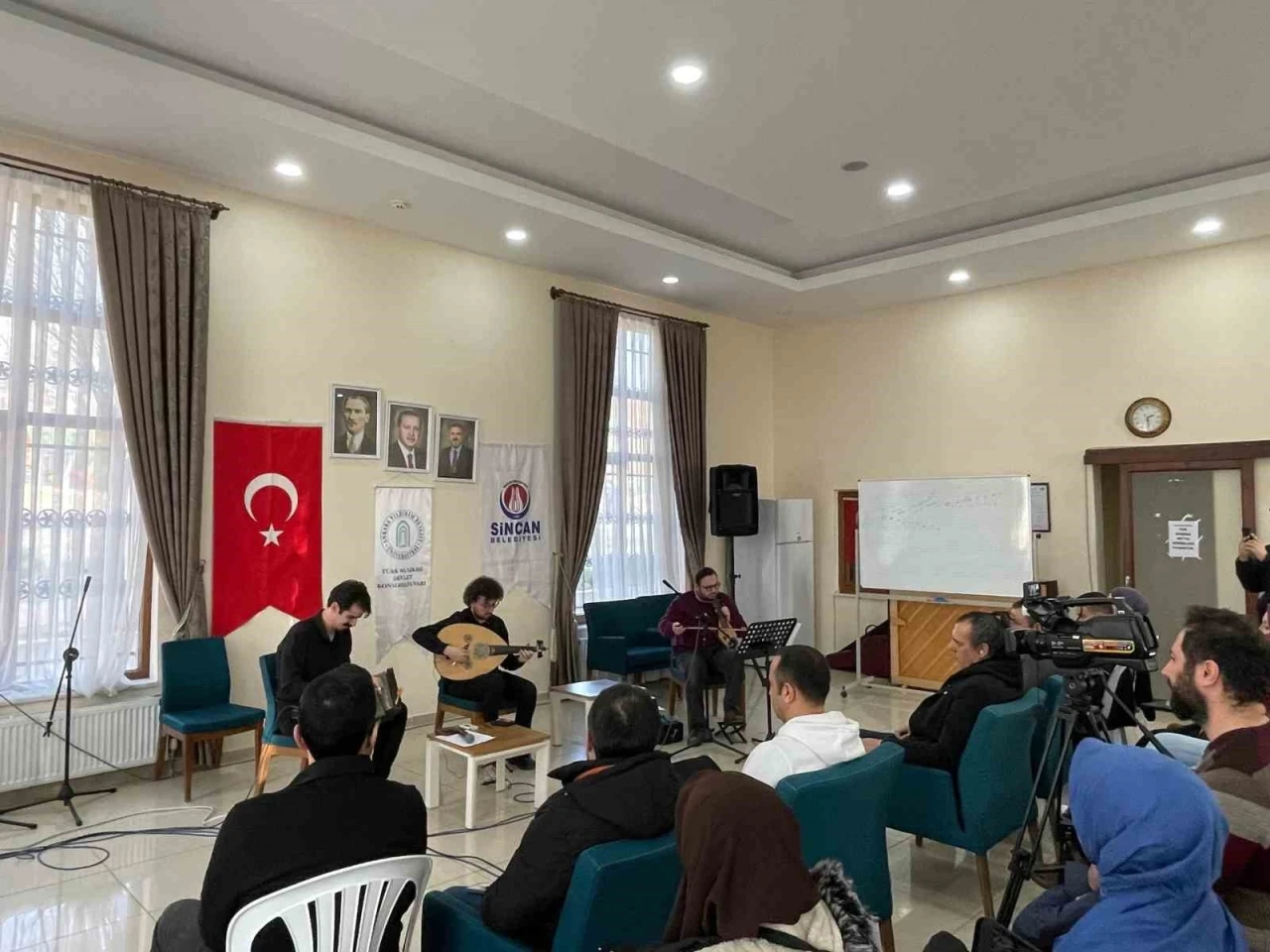 Sincan’da "Kardeş Mızraplar" konseri
