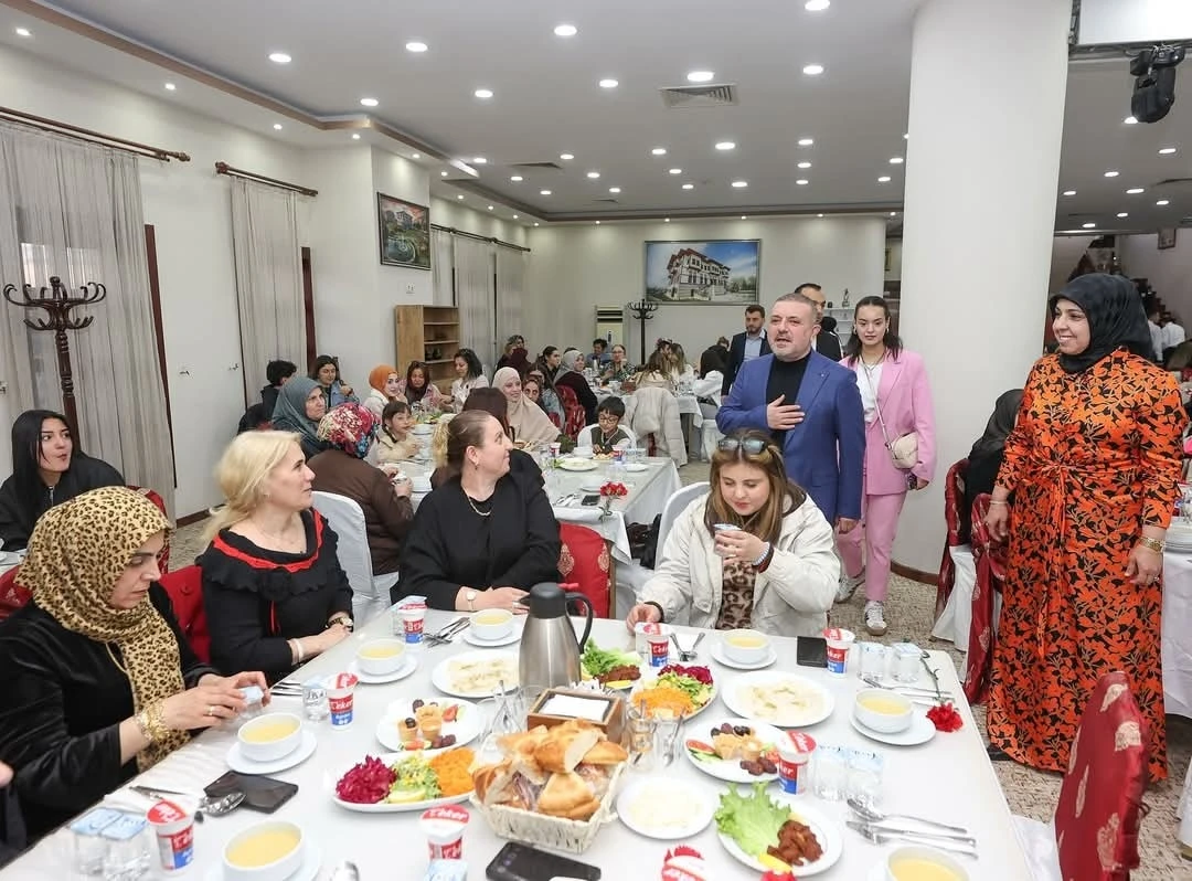 Sincan’daki kadın esnafa özel iftar yemeği
