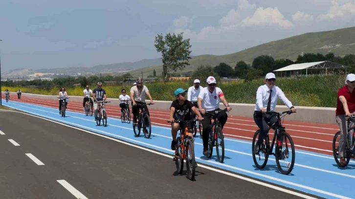 Sincan Park’ta pedallar sağlık için çevrildi
