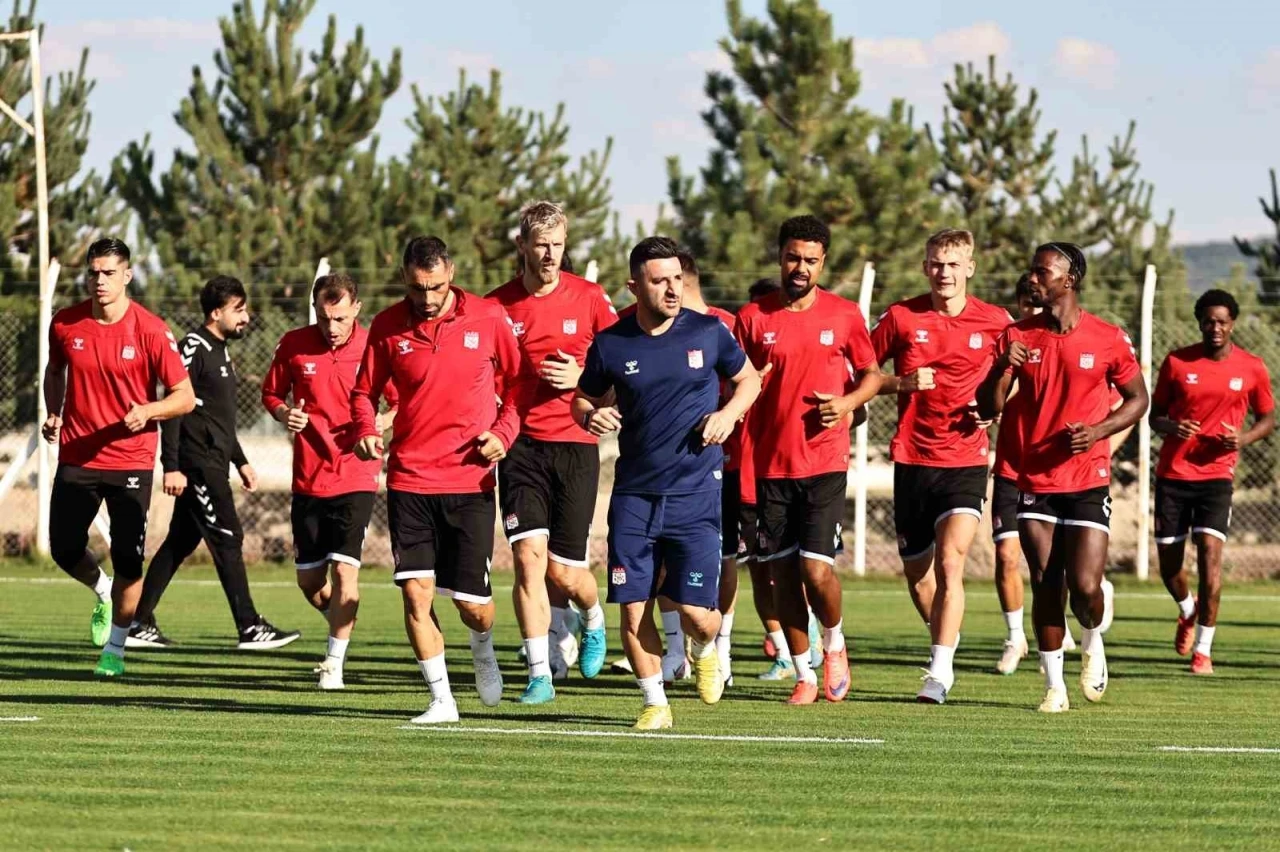 Sivasspor’da Göztepe hazırlıkları sürüyor
