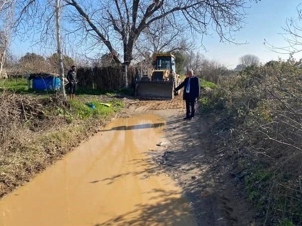 Sultanhisar’da bozulan yollar yeniden yapıyor
