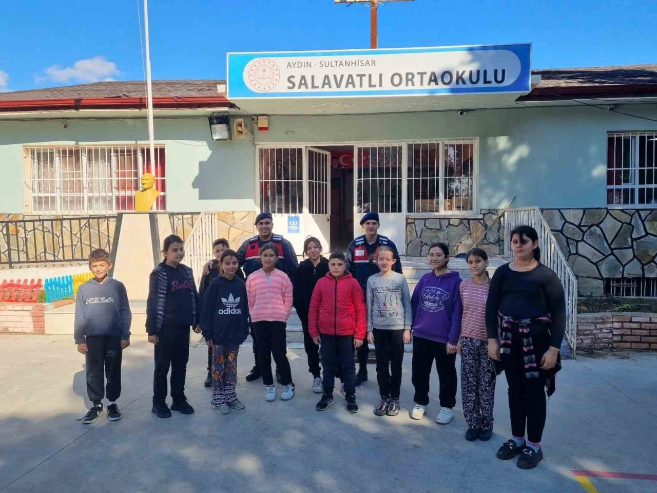 Sultanhisar’da okul servis araçları denetlendi
