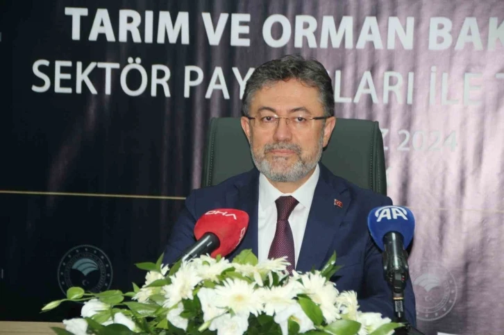 Tarım ve Orman Bakanı Yumaklı: &quot;Gıda milliyetçiliği diye bir kavram ortaya çıktı&quot;
