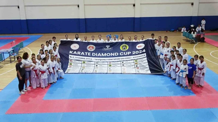 Tavşanlı büyük bir karate organizasyonuna hazırlanıyor
