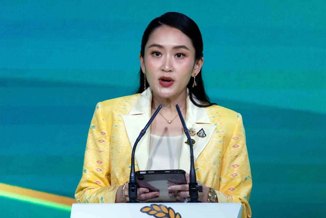 Tayland Başbakanı Shinawatra yüksek ateş nedeniyle hastaneye kaldırıldı
