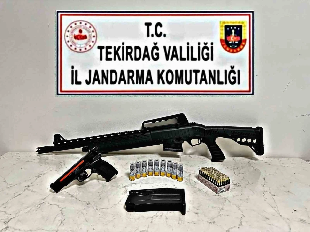 Tekirdağ’da 10 Gram Metamfetamin ve Mühimmat Ele Geçirildi