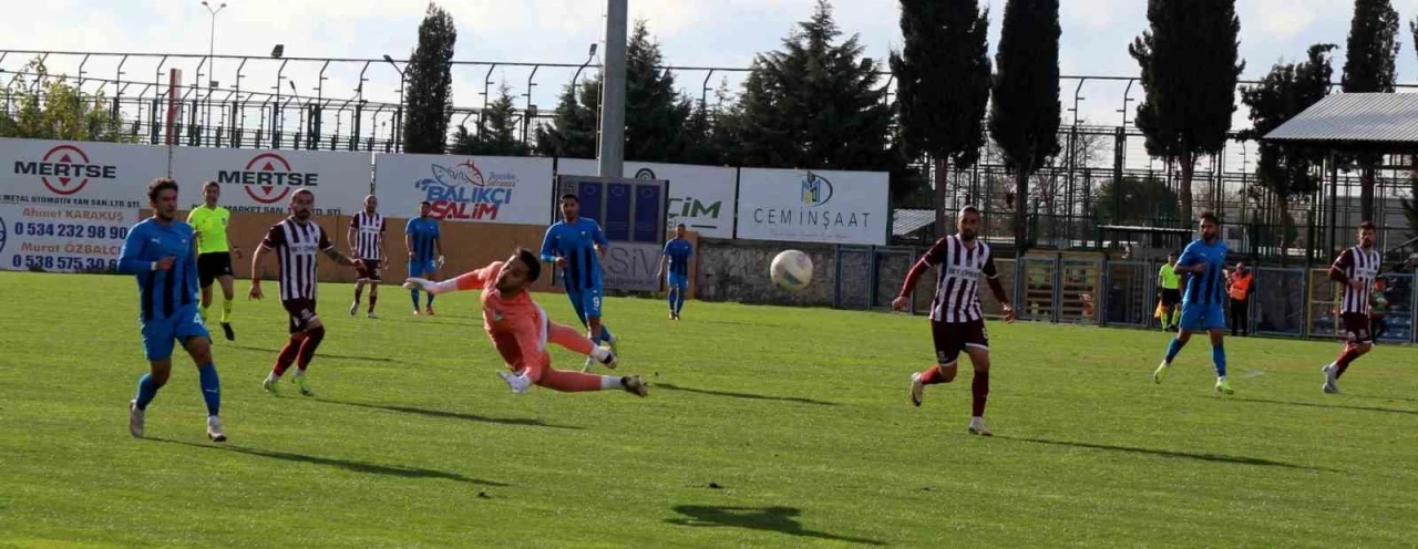 TFF 2. Lig: Karacabey Belediyespor: 1 - Elazığspor: 1
