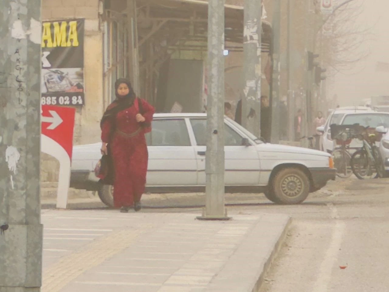 Toz bulutu Şanlıurfa’yı esir aldı
