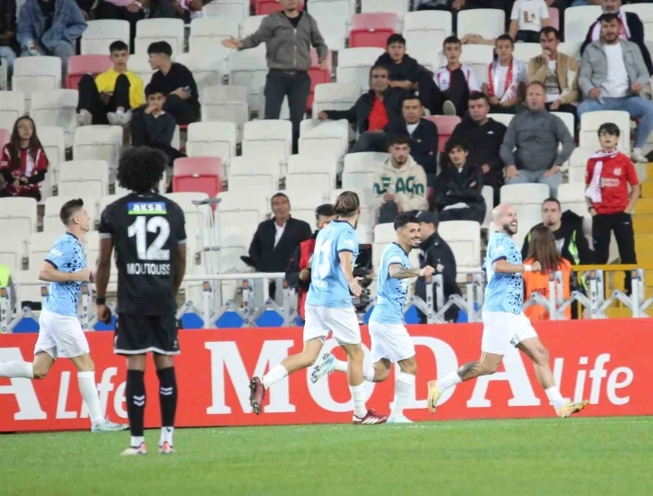 Trendyol Süper Lig: Sivasspor: 1 -Başakşehir: 2 (Maç sonucu)
