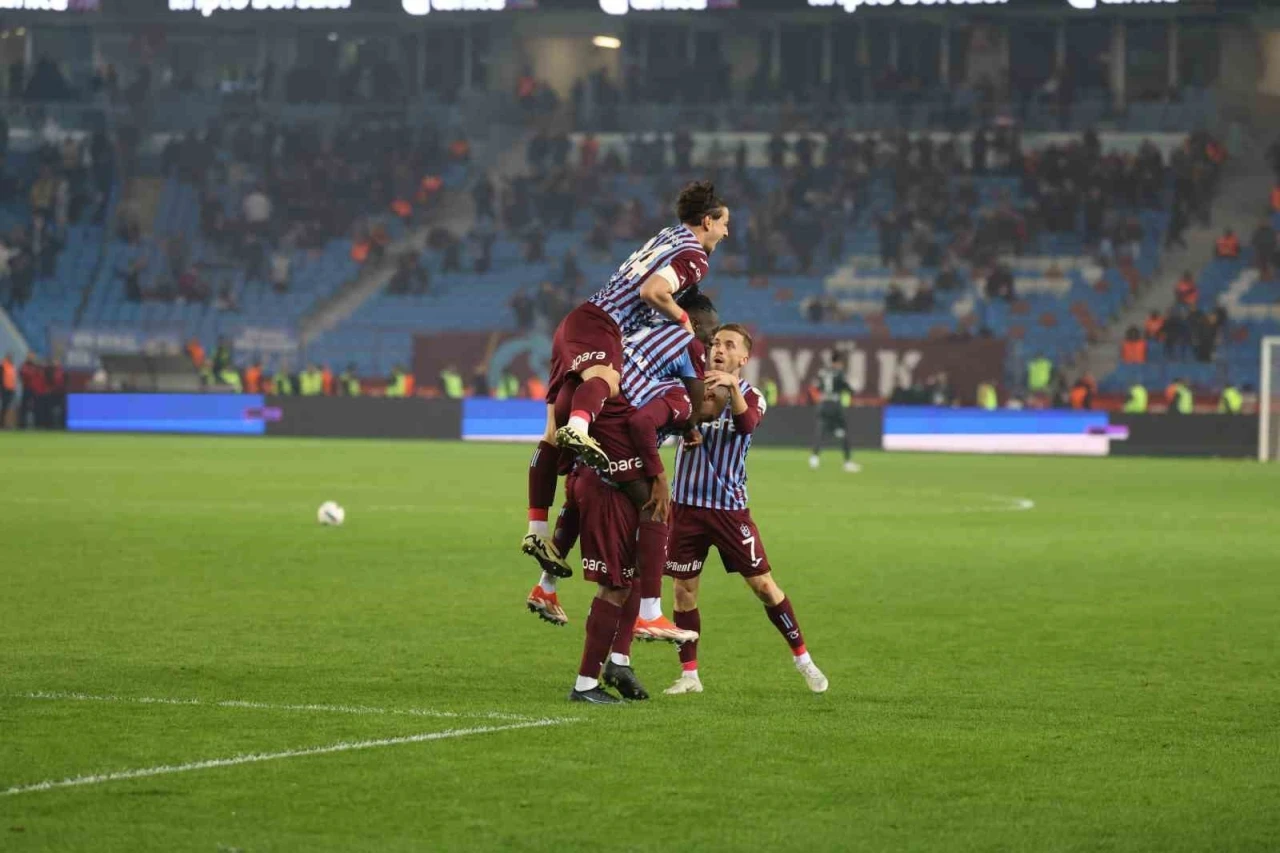 Trendyol Süper Lig: Trabzonspor: 2 - Kasımpaşa: 2 (Maç sonucu)
