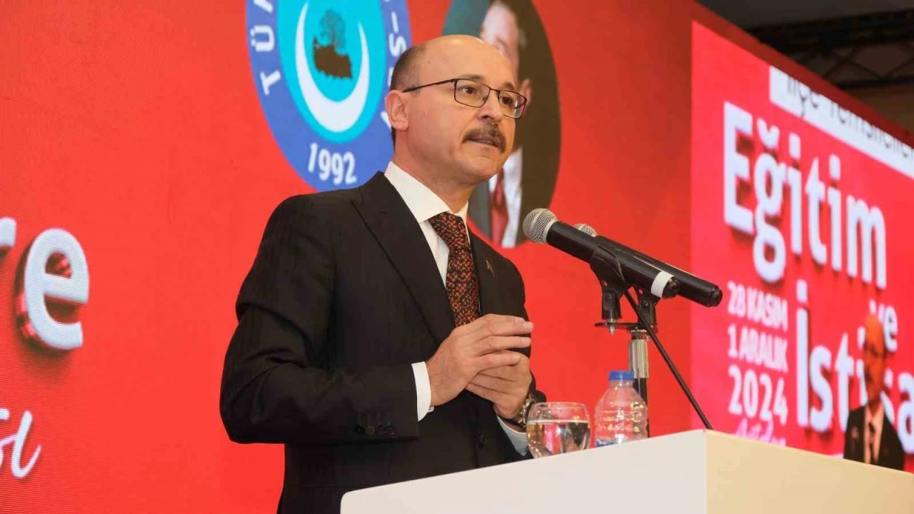 TÜRK Eğitim-Sen Başkanı Geylan: “15 Ocak’ta enflasyon farkı ile yetinmek istemiyoruz”
