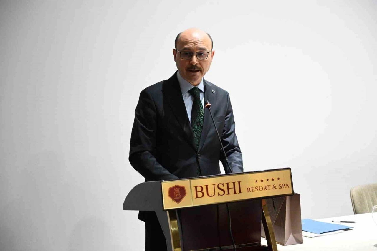 Türk Eğitim-Sen Başkanı Geylan: &quot;Türkçe varsa, Türkçe konuşulan her yerde Türk kültürü yaşar&quot;
