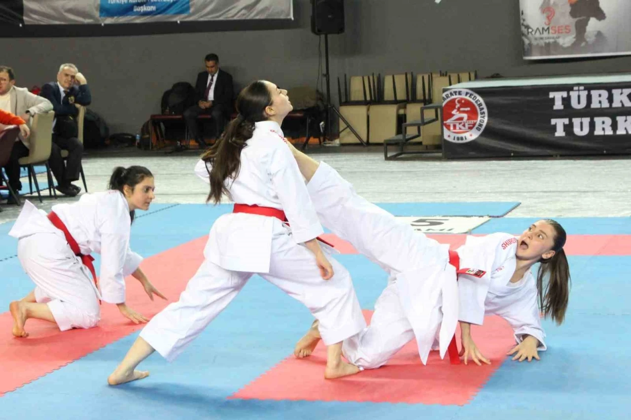 Türkiye Karate Şampiyonası başladı
