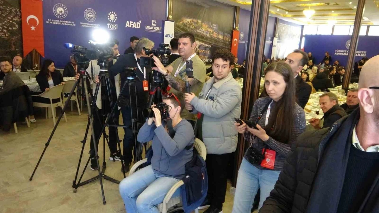 Ulusal ve uluslararası basın mensupları deprem bölgesi Adıyaman’da
