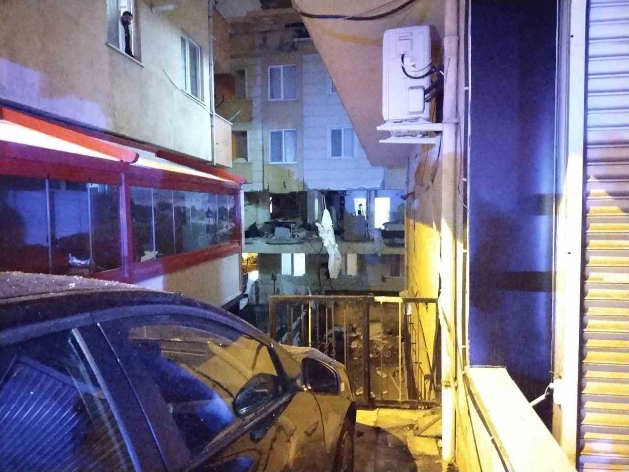 Gece Saatlerinde Patlama Paniği