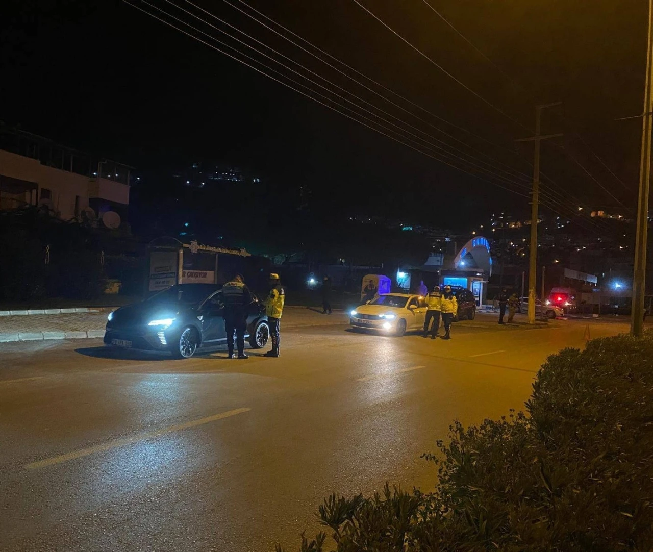 Uyuşturucu madde etkisi altında araç kullanan şahıs yakalandı
