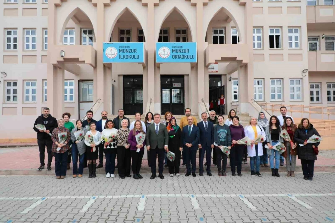 Vali Aydoğdu Öğretmenler Günü’nü kutladı
