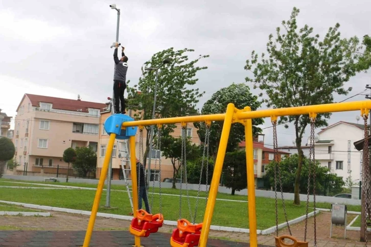 Vatandaşlar, parkları güvenlik kameralarından canlı izleyebilecek
