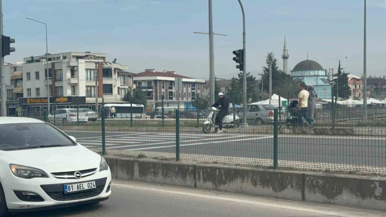 Yaya geçidini kullanan motosikletlere ceza yağdı
