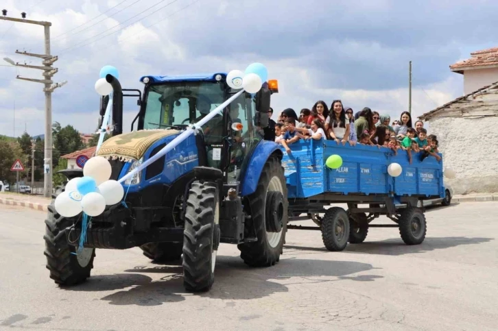 Yıllardır süren düğün öncesi gelenekleri yaşatıyorlar
