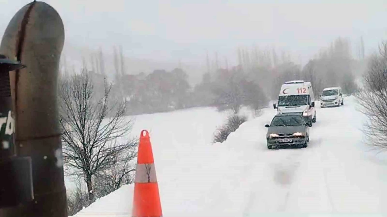 Yozgat’ta kapanan yerleşim yolları tamamen açıldı
