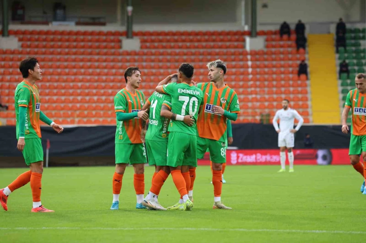 Ziraat Türkiye Kupası: Alanyaspor: 4 - Fethiyespor: 1
