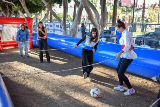 3. Mersin Gençlik Festivali sürüyor
