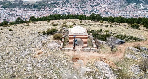 500 Yıllık Gıj Gıj Baba Türbesi Tahrip Edildi