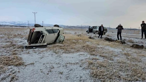 Adilcevaz’da otomobil şarampole yuvarlandı: 5 yaralı
