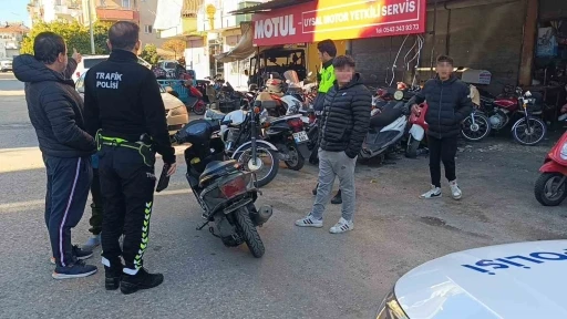 Afacanların düzenekli plakayla motosiklet turu polise takıldı
