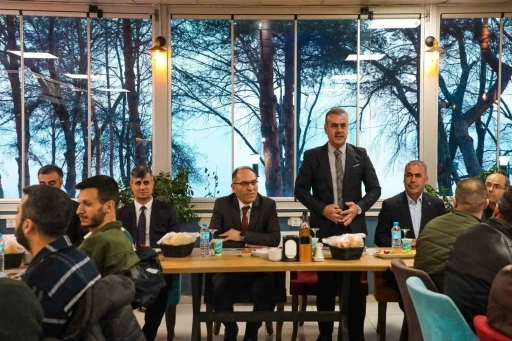 Ahlat’ta öğretmenler iftarda bir araya geldi
