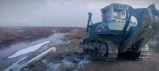 Akarçay Kanalı’ndan izinsiz su alımı yapanlara ceza uyarısı!
