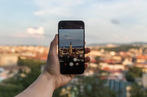 Akıllı Telefonlar Fotoğrafçılığı Tehdit Ediyor