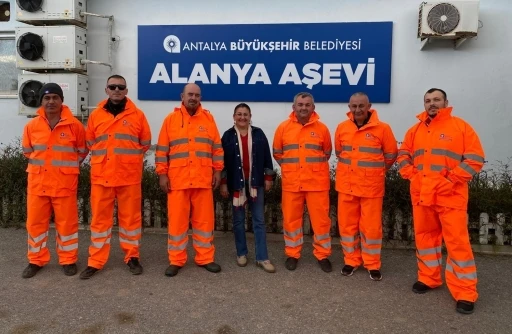 Alanya Aşevi ihtiyaç sahiplerini yalnız bırakmadı
