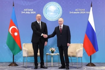 Aliyev ve Putin, Astana’da görüştü
