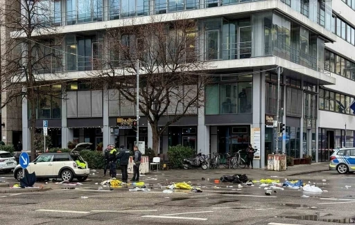 Almanya’da aracın protestocuların arasına daldığı olayda yaralı sayısı 28’e yükseldi
