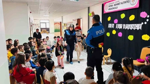 Anaokulu öğrencilerine polislik mesleği tanıtıldı
