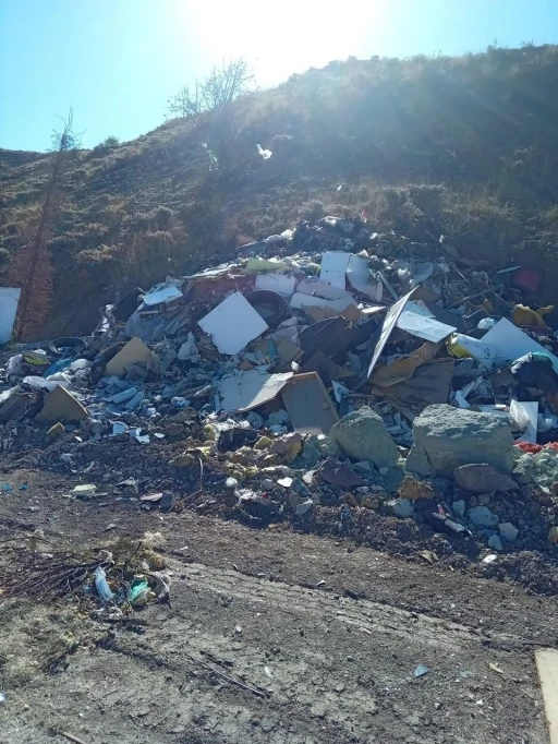 Ankara Büyükşehir ve Yenimahalle Belediyelerine kaçak döküm cezası
