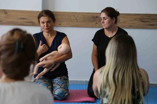 Anne adaylarına eğitim vermek için ’Gebe sınıfı’ açıldı
