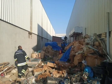 Antakya’da iş yerinde yangın çıktı
