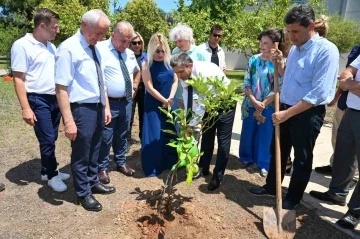 Antalya’da 15 Temmuz şehitleri anısına 253 fidan dikildi
