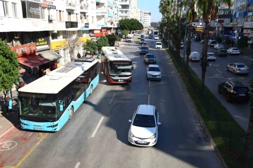 Antalya’da halk otobüsleri için şerit kararı UKOME’den geçti
